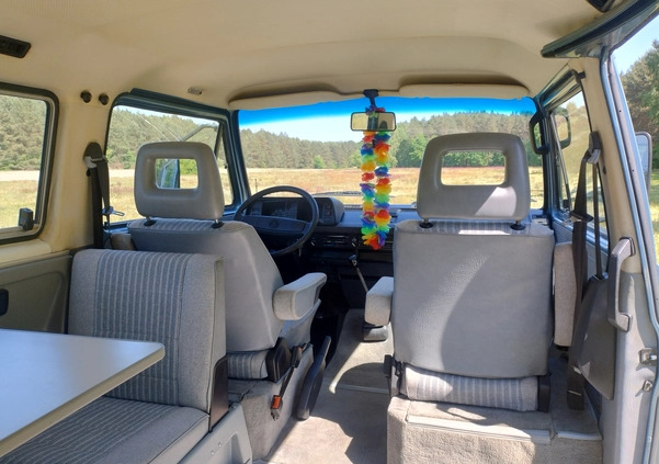 Volkswagen Caravelle cena 101000 przebieg: 284000, rok produkcji 1990 z Grodzisk Mazowiecki małe 781